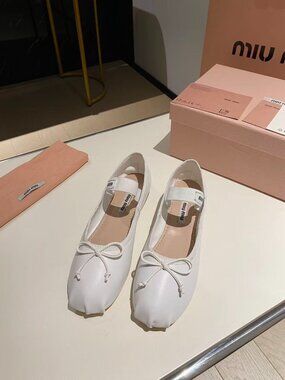 Miu Miu Cream Ballet Flats with Bow